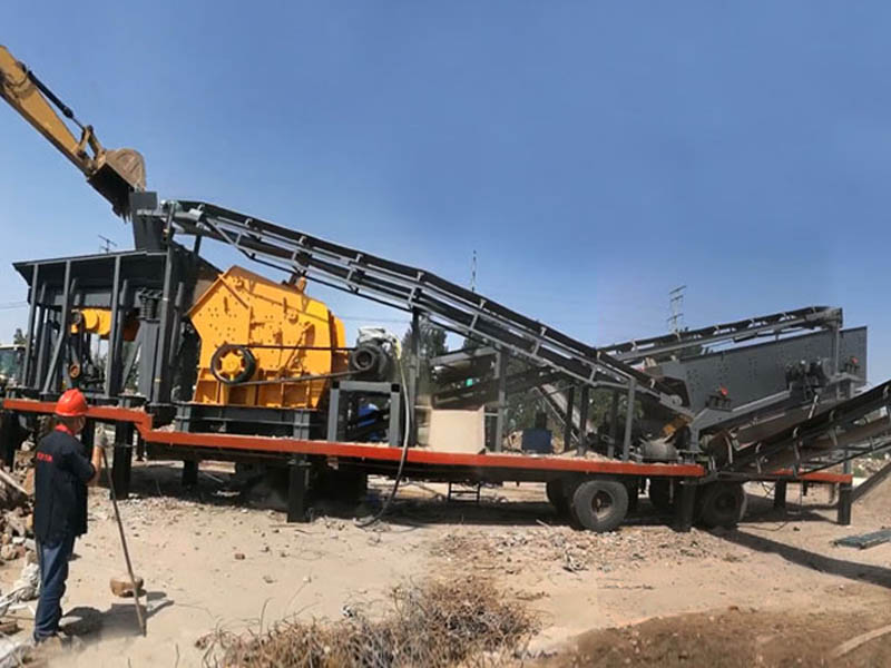 移动破碎制砂生产线在新疆